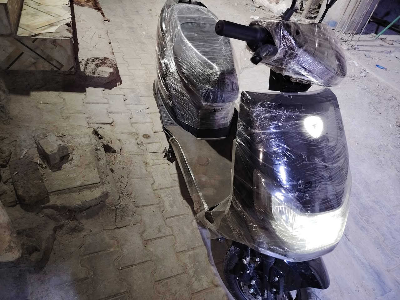 دراجه ياديه ضمان سنتين ملف وباتري سويجين 6بطاريات نضيفه الدراجه استخدامه قليل كلش
تواصل واتساب ***********
