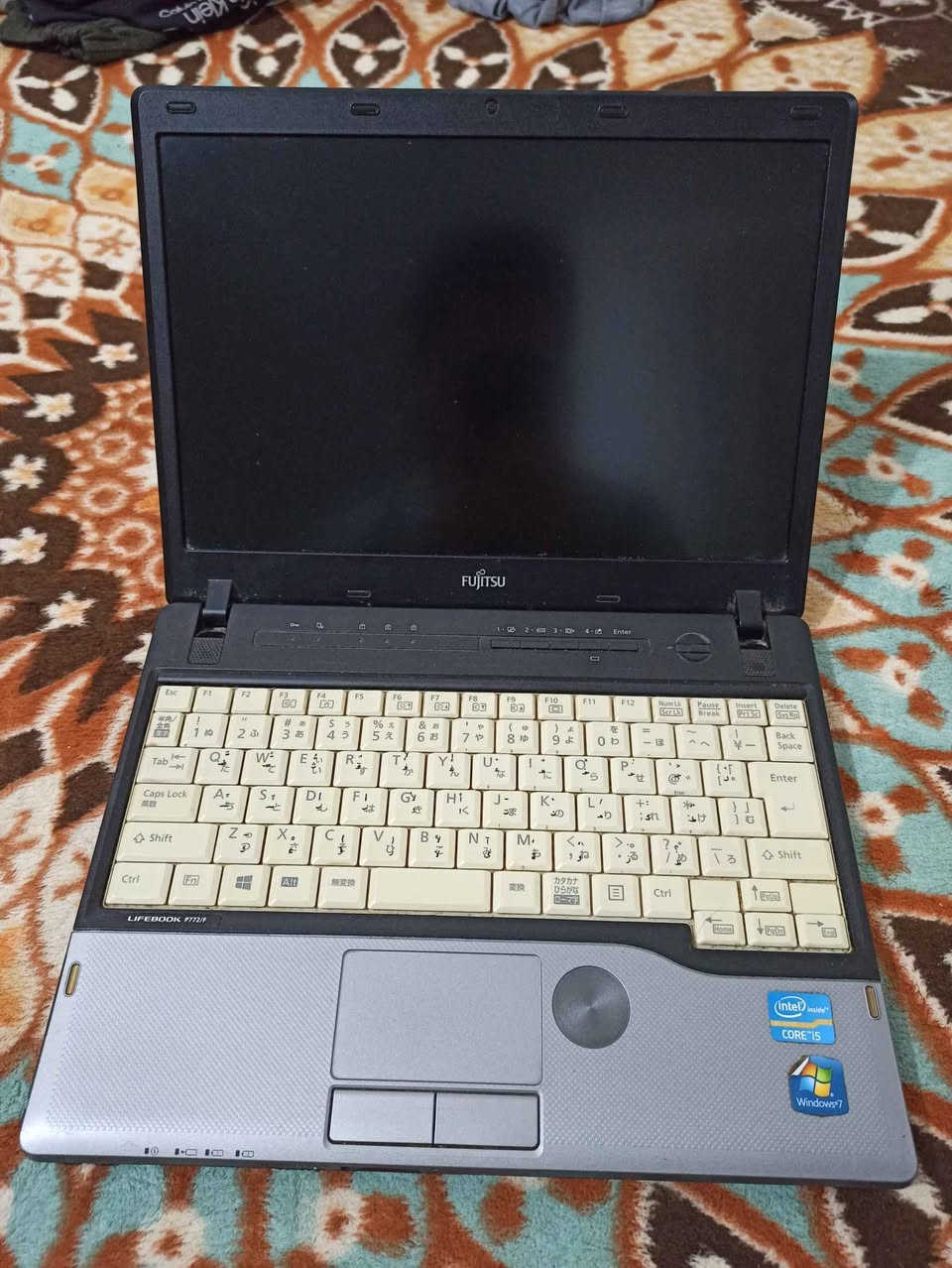 للبيع لابتوب Fujitsu Lifebook P772/F ياباني
المعالج: Core i5 الجيل الثالث 2.60GHz
الرام: 4GB
الخزن:  128 HDD 
كرت الشاشة: Intel HD Graphics 4000
النظام: Windows 7 professional مفعل ومحدث
الحجم الشاشة: 12.1 بوصة
الدقة: 1280 × 800 
الحالة: شغال ونظيف
مناسب للأعمال المكتبية، الدراسة، التصفح، والبرامج والالعاب الخفيفة 
يحتوي على Office 2010 مفعل 
🔹 ملاحظة: البطارية غير شغالة وتحتاج تبديل
🔹 البيع مع الشاحن فقط.
🔹 السعر 120 الف وقابل للتفاوض ضمن المعقول.
للاستفسار مراسلة خاص
*********** بغداد, العراق
