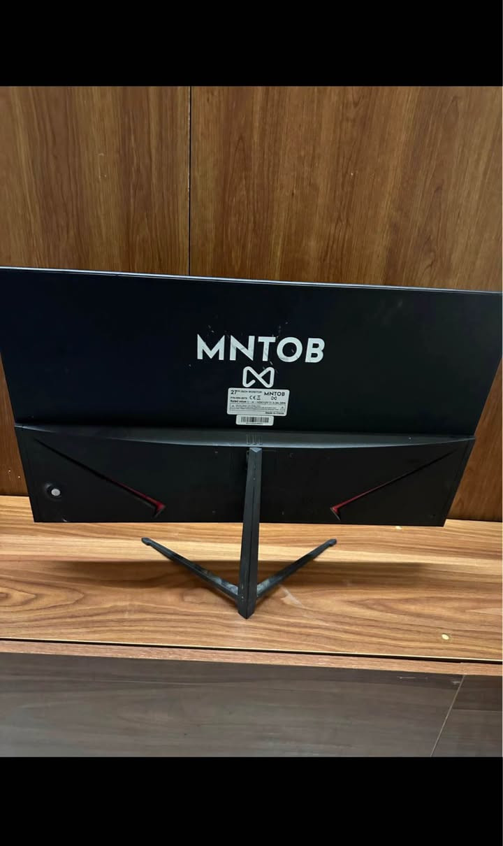 � للبيع PC بمواصفات قوية ونظيف جداً 🔵
الجهاز شبه جديد، استخدام خفيف ونظيف مثل الجديد تماماً، مناسب للألعاب، التصميم، والمونتاج بكل سلاسة.

💻 المواصفات:

 • 🎮 RTX 4060Ti 8GB أداء عالي وتشغيل الألعاب على أعلى الإعدادات.
 • ⚡ Intel Core i5 14400 جيل حديث وقوي.
 • 💾 RAM 16GB مناسب للبرامج الثقيلة والمهام المتعددة.
 • 🚀 SSD 1TB سرعة عالية بالإقلاع ووقت تحميل شبه معدوم.

مع شاشة من شركة MNTOB 27 عالية الاداء 165 
مع كيبورد ريد راكون
وماوس رايزر الاصلي 
ماوس باد 

السعر مليون و 750

✨ الجهاز مرتب، نظيف، وما مستعمل استخدام شاق.
📦 جاهز للفحص والتجربة قبل الشراء بغداد, العراق


**إذا كنت صاحب هذا الإعلان وتريد حذفه لأي سبب، رجاءا أرسل رسالة إلى الدعم الفني**