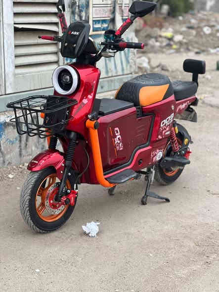 سلام عليكم شباب دراجه شحن  للبيع دراحه استخدام25 يوم  فقط لا غير وصل المعرض موجود ابسمي دراجه بعدها ع وضع الوكاله كلها كامله مكمله من كل النواحي مواصفاتها 👇🏻
الموديل.2026❤️‍🔥
النوع x900❤️
البطاريات 5. كبار ❤️‍🔥
تمشيك يل شحنه وحده 50كيلو 😙
 التحويلات 4❤️‍🔥
السرعه110🙂
تحمل شخصين 🤷‍♂️
تشغيل عن بعد ❤️‍🔥
تشغيل سويج 😒
جهاز إنذار السرقه 🙂
سله أماميه 😂❤️
 وسويجات ثنين😙
بصمات ثنين 🥲❤️
شاحنه بعدها بل باكيت 🤷‍♂️
بايدرات مشادهن😔❤️
مسجل امبي ثري بيها عالي جداً🥹
دبل إشاره 😳❤️‍🔥
نشرات ليليه 🤷‍♂️😒
لونها مميز 😹
بريكات دهن دسكات هدروليك 🥹❤️
تايرات جوبلس😙🤷‍♂️
شلعه معدل فول😌👋

اي استفسار. اتصال 😁🧙🏻

***********

العنوان بغداد لاعظميه 😙👋
