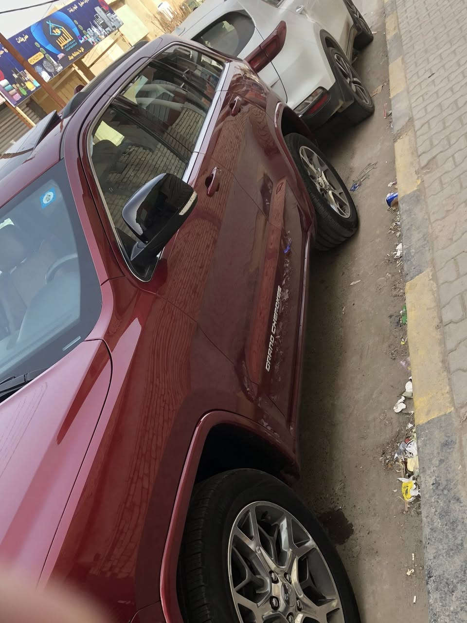 سلام عليكم للبيع جيب2014 LAREDOخليجي
حادثها قطعه صبغ فقط بآب خلفي بدون دواخل باقي السيارة كفاله

مواصفات//

بصمه + بصمه ابواب + تشغيل عن بعد 

فتحه 

كشنات كهرباء + جلد 

مري شفط 

اشاير بل مري 

تحكمات مقود جهتين 

شفتات مقود 

شاشه جبيره 

موس وضعيات 

ويل 20 

لون موروني🔴 

كير طياره 8 نمر 

منضومه زنون 

السياره جديده مال بيت تخم تاير جديد منضومه تبريد جديده 

حداده جديده 

السياره ما يحتاجلها شي رقم بغداد بسمي هزه وسنويه وارقام جديد 

$السعر 190 وبيها مجال 

📍العنوان بغداد المحمودية 

الاستفسار 📞

*********** واتساب فقط 

***********
