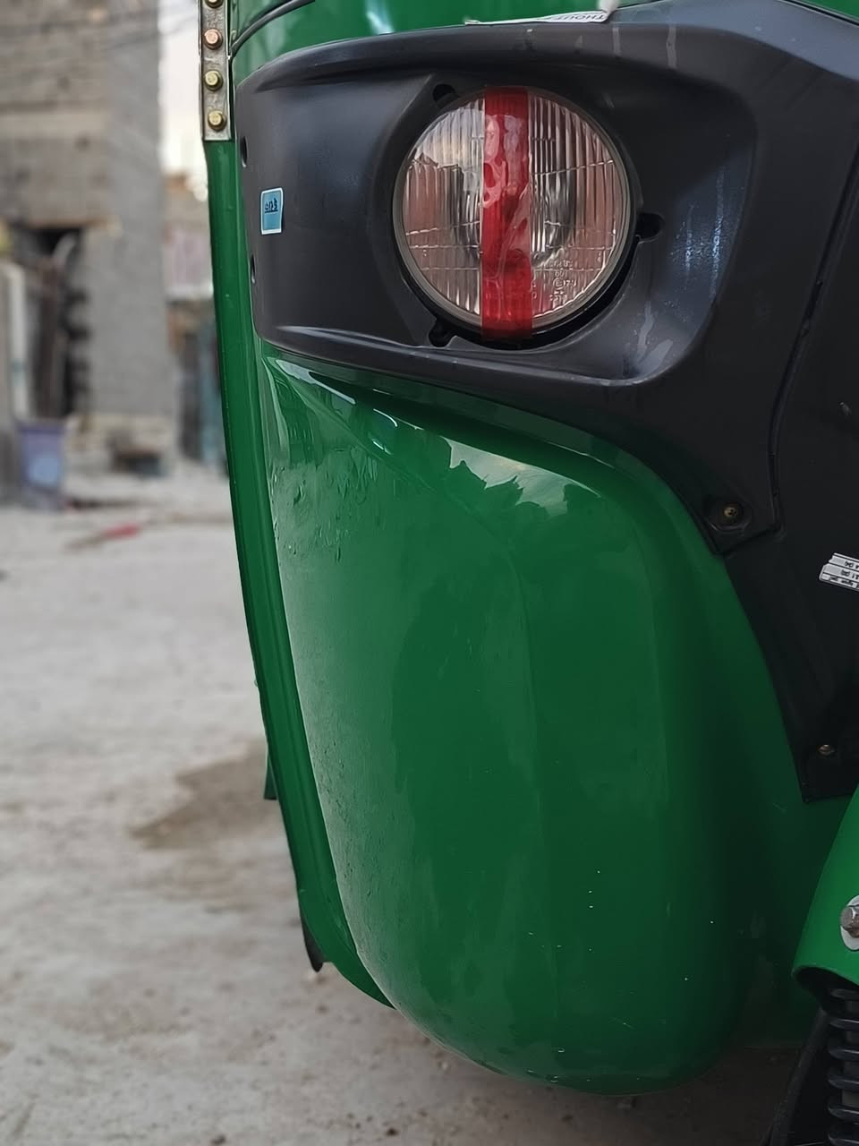 سلام عليكم تكتك موديل 2020 شهر 12 تكتك مكفوله كفاله ما عده الدوس التكتك مرقم بغداد مكينه مفتوحه فقط ممتواجد ع خاص هذه رقم***********
