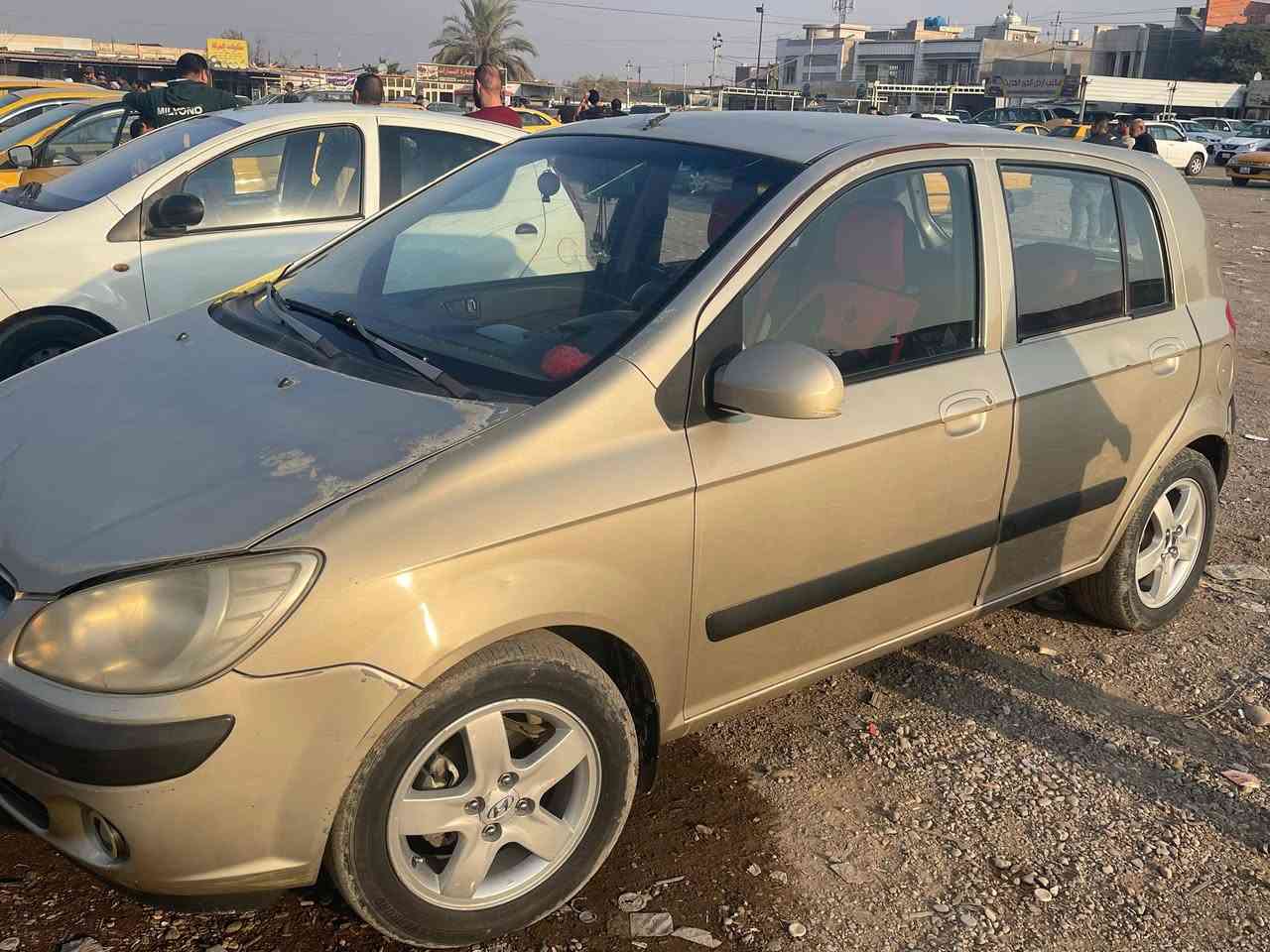 لسلام عليكم
هونداي جيتز 2008
محرك 1600
ماشيه 160 
جام كهرباء
بصمه ابواب 2
شاشه 
كير اوتو
 تبريد تدفئه 
سنويه بسمي 
جاملغ مبدل وطخه بنيد صغيره 
مكانها بغداد البياع
السعر 58وبيها مجال بسيط
الاتصال على الرقم صاحب السياره 
***********علي  ما متواجد على فيس
