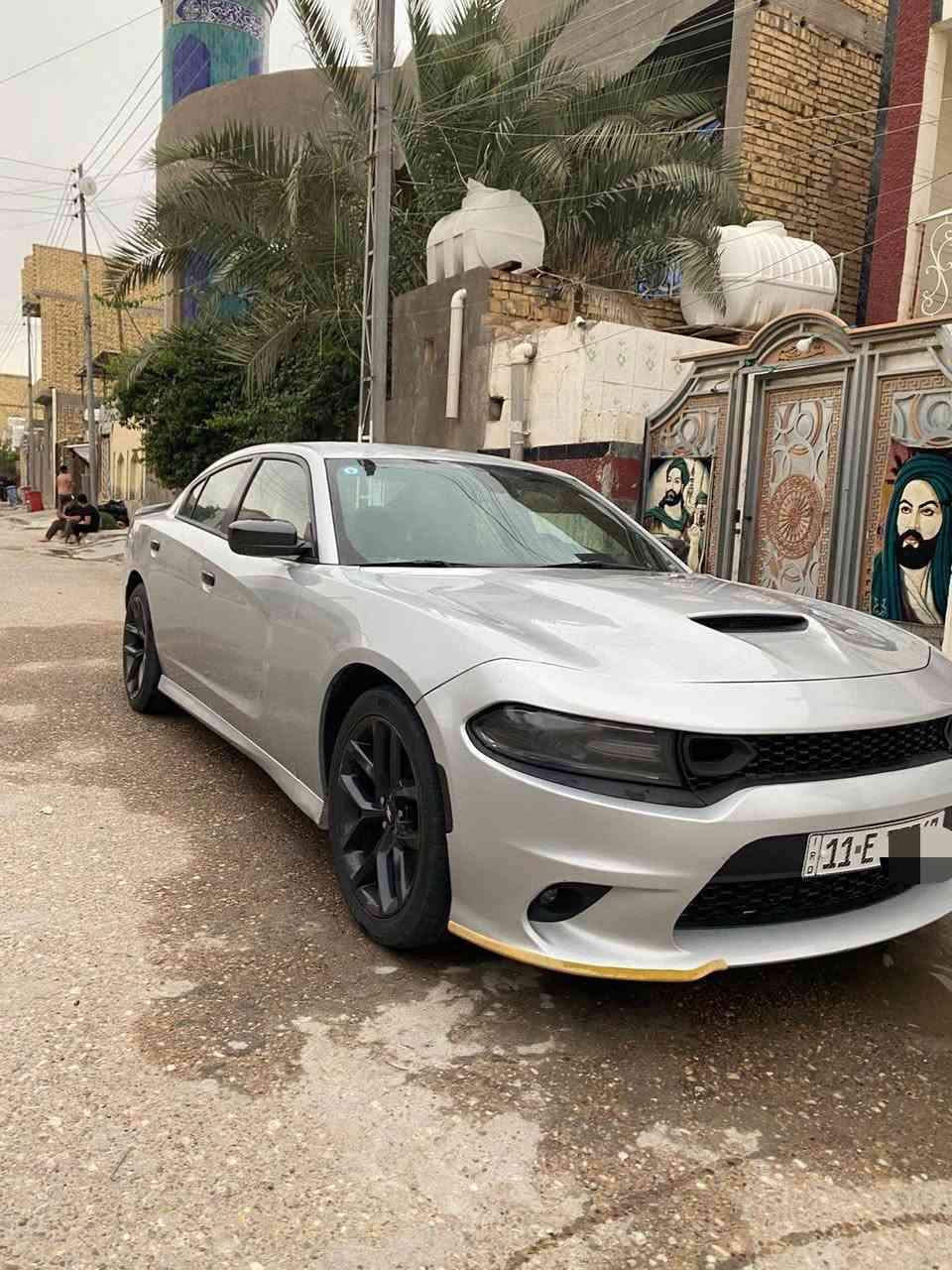 السلام عليكم جارجر موديل 2019 اصل بغدادمحرك 6/3600 باسمي شخصيا ماشيه 113حقيقي ما مشتغله خط امانه سيار ة حادثها باب السائق مصلح نفسه بدون إرباك والسيارة محدثه كت كامل اسsrtوالباقي كفاله عامه صبغ وتبديل وتكحيل مواصفات sxt شفتات استيرن وحساس خلفي وهيتر مراية  مكان السيارة ناصريه المركز ///*********** السعر خاص خابرني وبيك خير وتدلل  وات ساب
