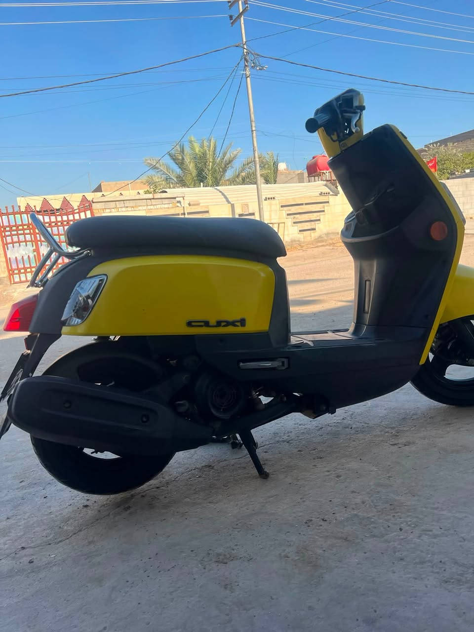 السلام عليكم شباب
دراجه بوليس مسطره للبيع سعرها 875 وبيها مجال
هذا رقمي الي يريدها يتصل عليه 

***********
