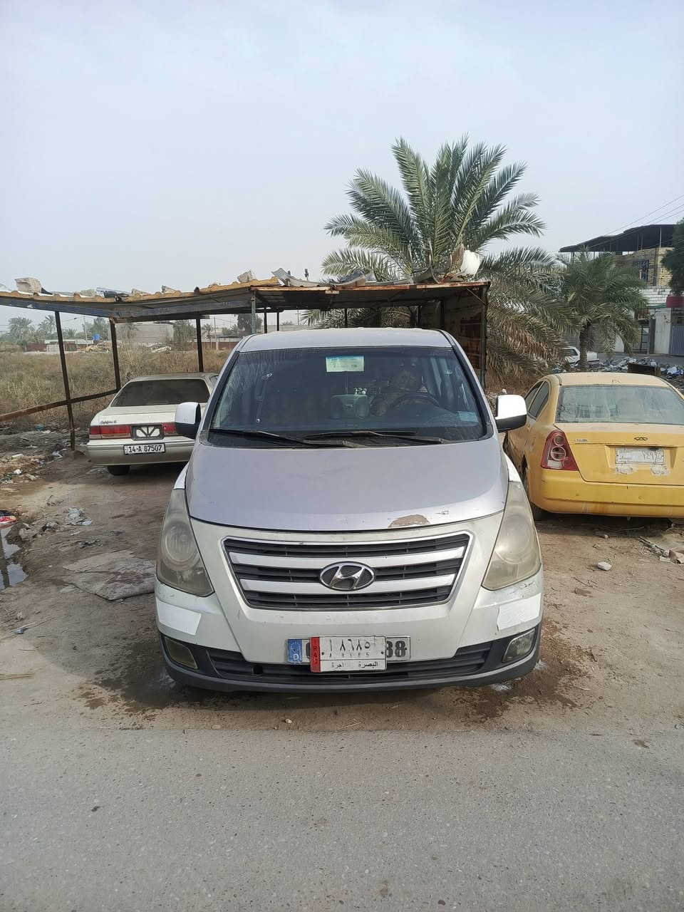 سلام عليكم ستاركس للبيع موديل9سبلاين 12سياره جاهزه دواخل نضيفه للاستفسار رقم ***********
