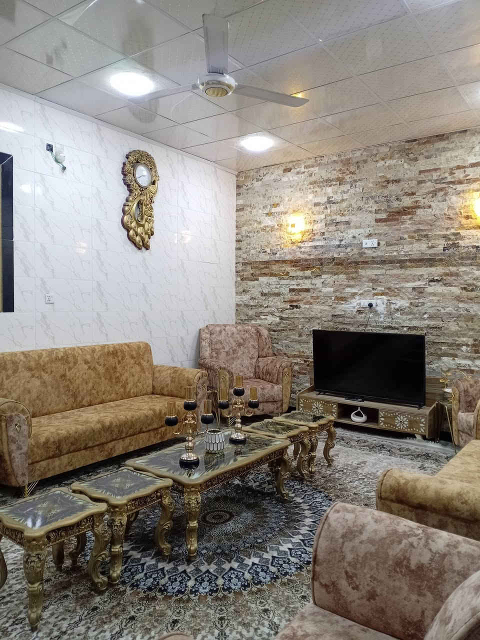 عن  دار  للبيع طابو زراعي  …🏠 لموقع:البكرلي الثالثه  قرب شارع 100 المساحه:200م بناء مع 100معزوله المساحه الكليه 300م✅ 
كافه الخدمات تبليط مي كهرباء نت ضوئي مجاري 
يحتوي علا غرفتين ومطبخ حار وبارد وهول وستقبال معزول ومررات
وحديقه وكراج وصحيات داخليه وخارجيه
🚫🚫🚫بناء حديث 2025🚫🚫🚫 يرهم مراوس✅
 ✳✳السعر 133وبي مجال بسيط بنسبه للمنطقه مناسب جداا✳✳
✨ فرصة ذهبية للباحثين موقع مميز جداً .📩 للتفاصيل أكثر تواصل خاص *********** 🔹  ***********او مراجعه المكتب  في البكرلي موقف دانه مقابل  ابو توحه  لمن لديه عقار ويرغب في العرض (طابو صرف / زراعي / تجاري) للبيع أو الإيجار،  ارسال تفاصيل واتساب نوفر لكم خدمات:• التسويق 📢 • التعقيب 📝• ♻️ #موقع_مميز_جدا 🏢 #عقار #عقارات_العراق #ترند #اكسبلور
