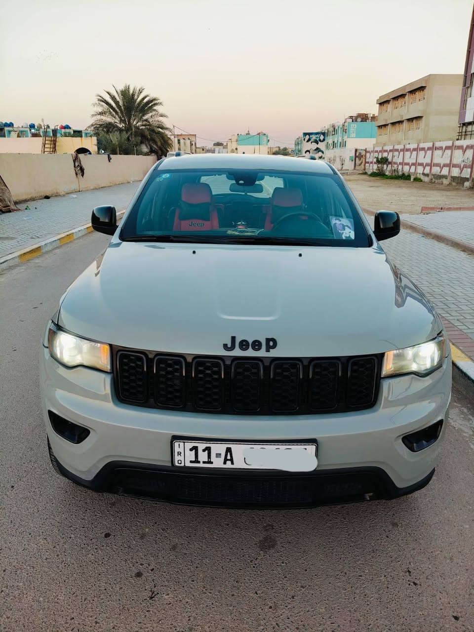 جيب موديل 2021وارد أمريكي بيهة ضرر صفحتين تخريب ومصبوغة عام لون سمارت مميز مكينة 6 سلندر 3600 تحكمات جيهتين حاكية حساس خلفي شاشة كامرة دوارة كشنات جلد وكهرباء كشنات لونين ويل 20 اسود رياضي يدات سود مري اسود بلاك سبايدر خلفي وبيهة مواصفات اكثر مكينة وكير مكفولات صدر امامي وخلفي جدد تبريد ثلج تخم تايرات جدد كهربائيات كلهة شغالة سياره جاهزه من كل شي اي نقص مابيهة رقم بغداد الدولي الجديد بسمي سعر ١٩٥ وبيهة مجال للشراي للستفسار*********** عنوان بغداد البلديات
