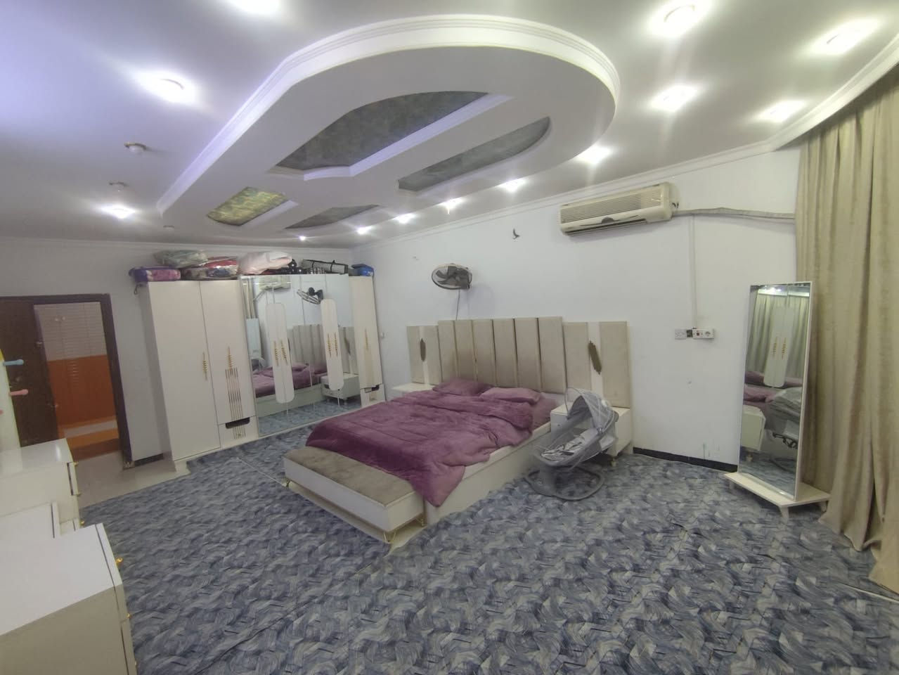 دار  للبيع 
مساحة 225 مــتر
                 طابو صــرف
          الواجهة ( 11مــتــر ) 
طابقين الواجهة حلان
المــوقـع // كركوك حي المعلمين فرب جامع الفتح
الــسـعر // خاص لطفا
للاســتفسـار اكثر الاتصال عن الرقم
*********** …… مـتـوفر واتـسـاب ايضا
***********    واتساب
مكتب عشتار للعقار 
عنوان المكتب // كركوك حي الواسطي قرب دائرة المواد الغذائية وقرب مول حجي زياد
نستقبل عروضكم السكنية والتجارية والزراعية…
