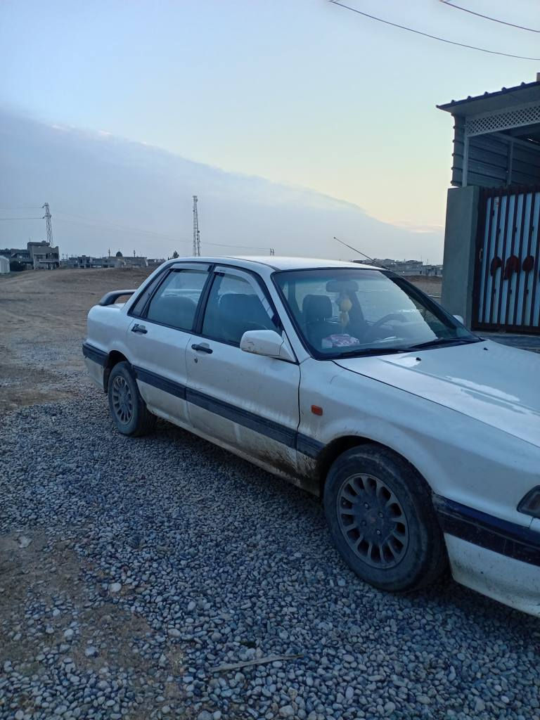 گلاند مۆدێل 1988 ، واجیهە و پاکانەی بۆ کراوە ، بێ لێدان بە شەرتی بڕاوە نەبێت ، تەبرید سارد و گەرم ، پاوەرە ، ویل کەپ ،قفل مەرکەزی ، تخم تایە نوێیە مکینە هوندا و کابرێتەیە ، نرخ ‌‌25 کەمێك مجال 
شوێن قەزای خەبات 
 بۆ زانیاری پەیوەندی بەم ژمارەیە بکەن
*********** أربيل, العراق
