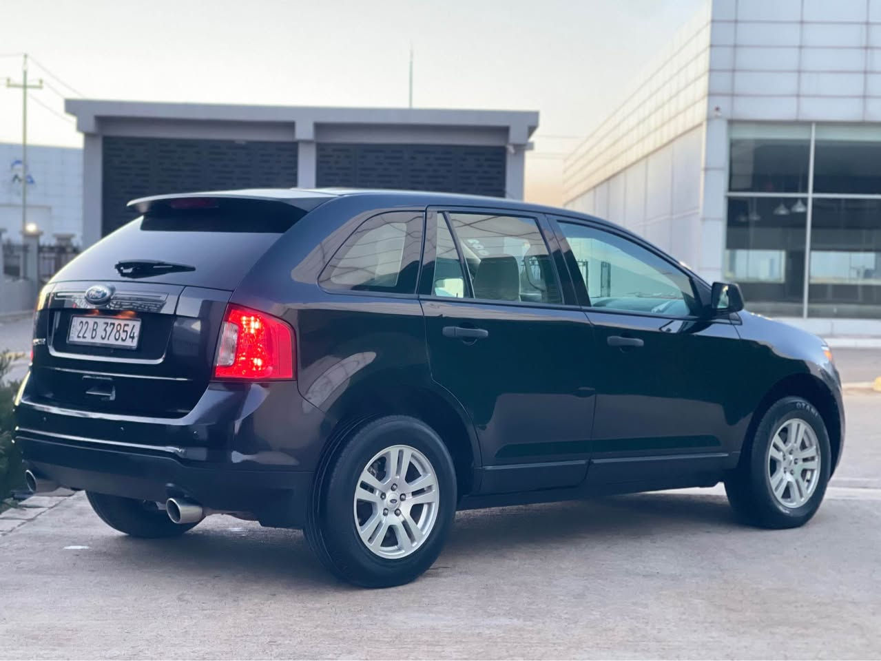 فورد ايدج 2011 بي بوياخ يةك ساردي بجوكي هةيه رةسمي سونةرةريم داناوه زور جوان و توند و توله كيرو مةكينةي بةشةرت بي عةيبه سةنةوي تازةيه سعري 102$و معامله 
0771 502 0007 
0751 236 84 33 
تحويل و غةرامة بةشةرت السليمانية, العراق
