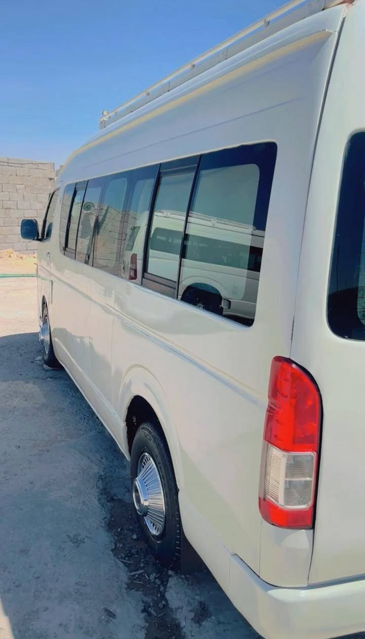 هايس البيع  مديل 2009.… 35 100… مصبوغه عام عده قماره كفلاه لا كلبه ولا شي… .ول شراي خابرني هاذ رقمي ***********
