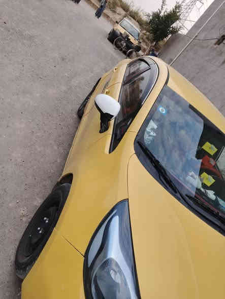 السلام عليكم كيا ريو موديل 2015 للبيع خليجي تبريد شغال صدر امامي خلفي تخم تاير جديد السعر 77 وبيهه مجال بسيط مكان بغداد الراشدية ***********
