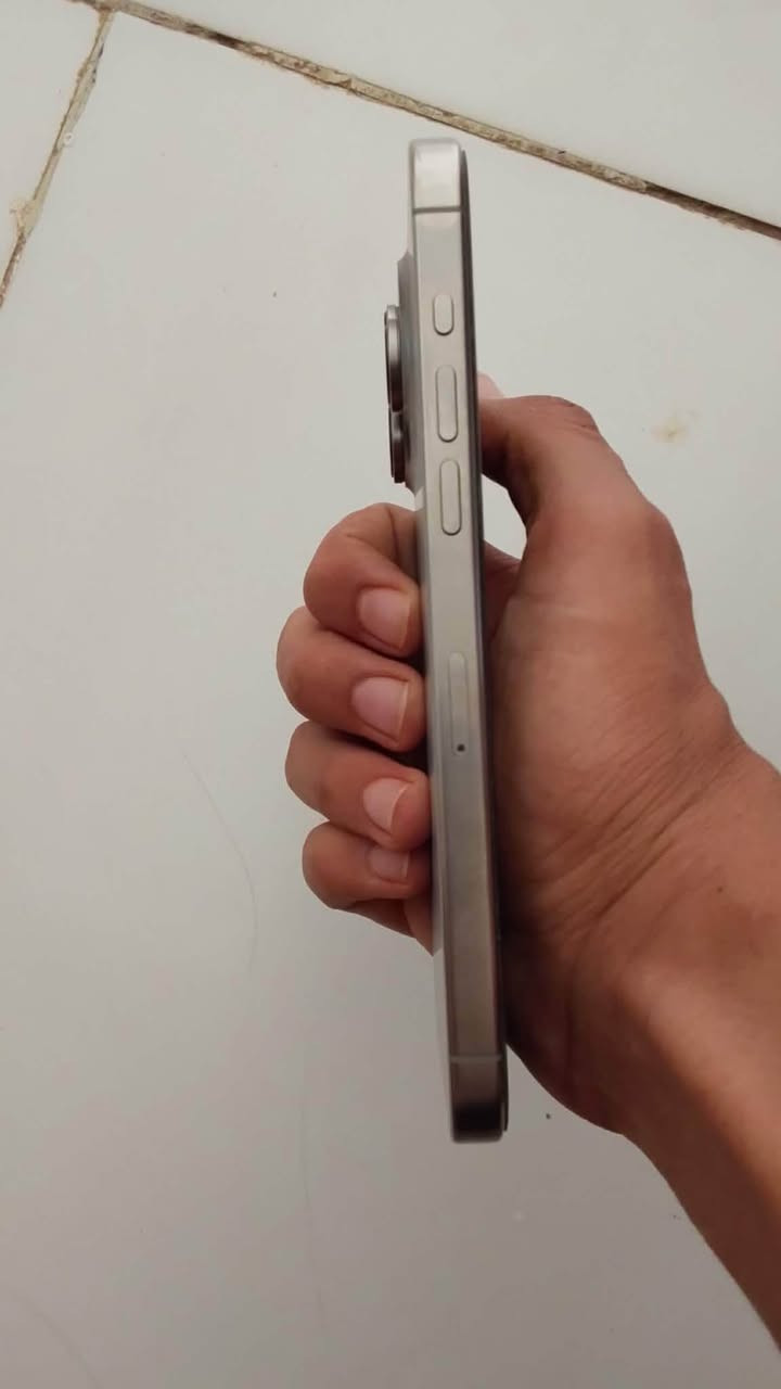 ايفون 15ابرو ماكس بطاريه ١٠٠مستخدم ثلاث اشهر  جهاز ابحاله الوكاله 
السعر خاص Singapore


**إذا كنت صاحب هذا الإعلان وتريد حذفه لأي سبب، رجاءا أرسل رسالة إلى الدعم الفني**