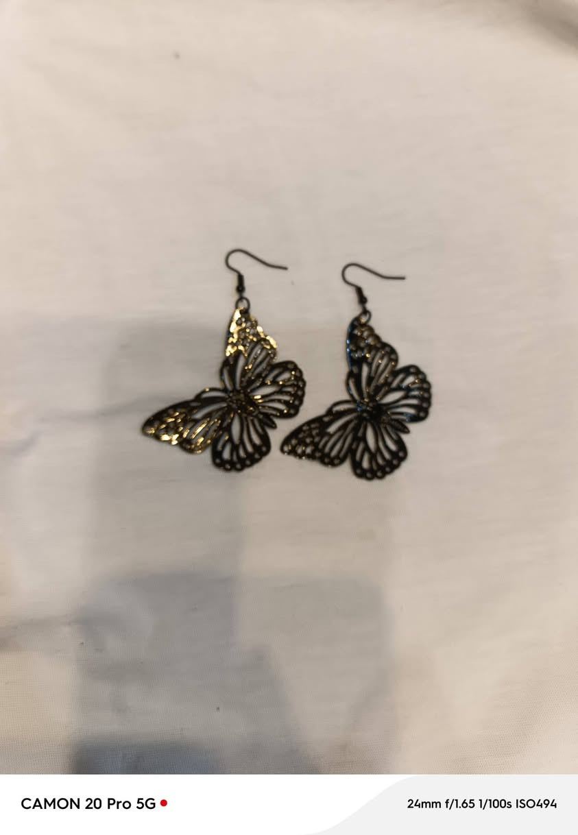 أي زوج تراجي ب500 تخفيضات بضاعه جديده


**إذا كنت صاحب هذا الإعلان وتريد حذفه لأي سبب، رجاءا أرسل رسالة إلى الدعم الفني**