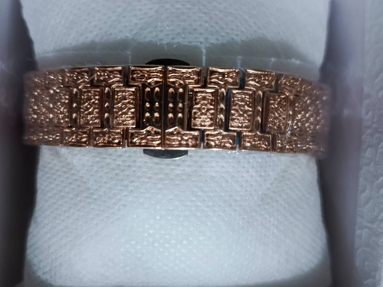 تحطيم الاسعار 🔥🔥🔥🔥🔥 اتوفرت من جديد والكميه محدوده باتك فليب بجميع الالوان مزخرف 🔥🔥🔥🔥

 وزن 95g ✅

قطر 39 ✅

زجاج زفير ضد الخدش ✅ 

عداد شهري ✅ 

قفل فراشه ✅ 

مختمه patek philippe و Swiss made ✅

واذا عندك اي استفسار راسلنا 🛑

السعر 25الف فقط وتوصيل مجاني 🔥🔥

العروض 🛑🛑🛑🔥🔥🔥

اذا اخذت ساعتين من الموجودات على صفحتنا تاخذ محفظه جلد او قلم حديد ثقيل 🔥🛑🛑🛑 

اذا اخذت ثلاثة قطع من اي ساعه نشتريها تاخذ محفظه جلد من اختيارك وايضا عطر رجالي او نسائي من اختيارك عرض لفتره محدوده 🔥🔥🔥🔥🛑🛑

متوفر توصيل مجاني لجميع محافظات العراق✅🚚


**إذا كنت صاحب هذا الإعلان وتريد حذفه لأي سبب، رجاءا أرسل رسالة إلى الدعم الفني**