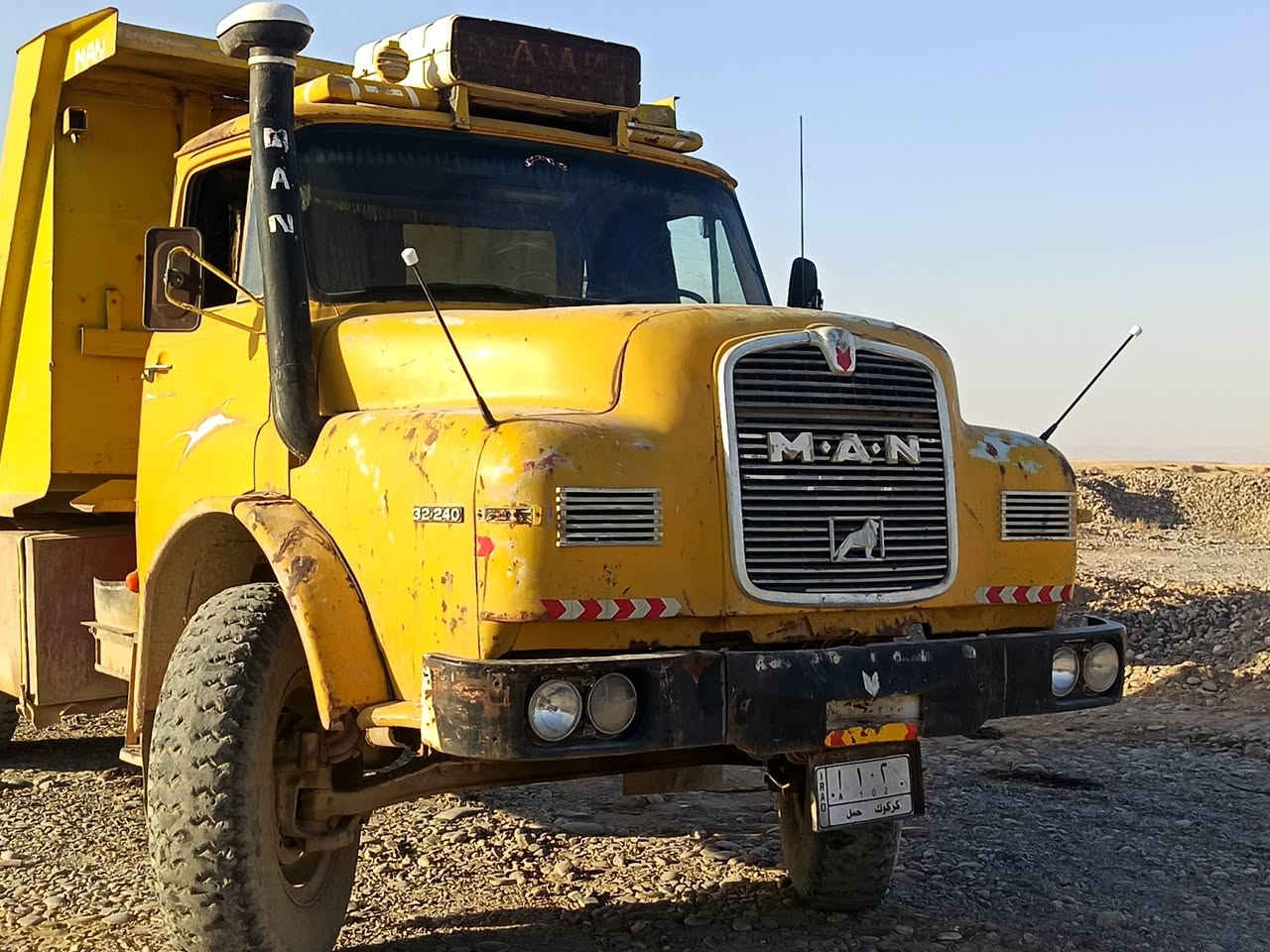 سلام عليكم گلاب مان للبيع محرك بي بخار كير اكسن بل شرط رقم كركوك ألماني ***********
