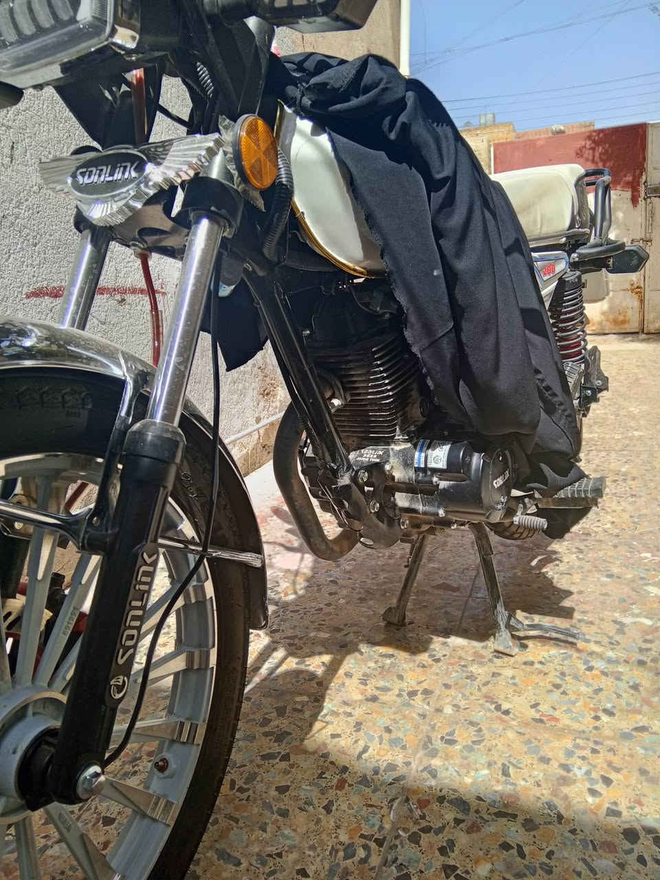 سونيك 2025
دراجه جديده ماشيه 2450 حقيقي 
مكينه 200cc
مكينه cbf ضاغطه وزنجيل مانع ارتجاج 
سعر 900 قفل للعلم سعر 0 كليو مليون و100 
للتواصل ***********
