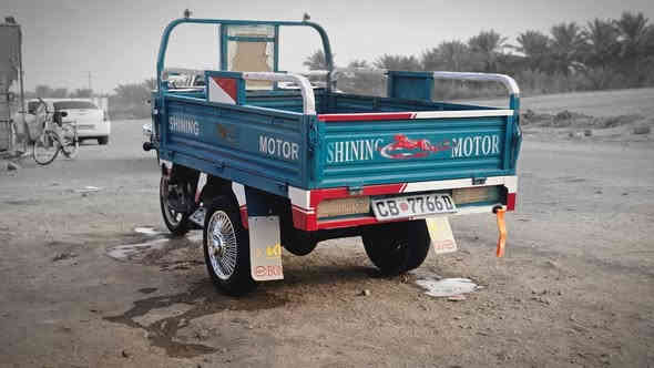 السلام عليكم ستوته للبيع موديل 21 الستوته جاهزه مال جناي اوراق اصولي الستوته بلاديه مكينه 21 تخم تاير جاهزه من كل شيء كل شيء ما عايزه سعر 1,650 وبيها مجال للشراي مكان بابل الشوملي ✅ رقم الهاتف ***********
