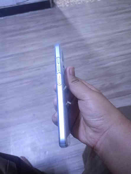 نقول للبيع سعر 100 ام الهواتف ***********
