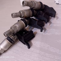 شباب للبيع حساسات مال تاير كورولا 20 وفوق مالات شركه تخم  حساسات اثنين...