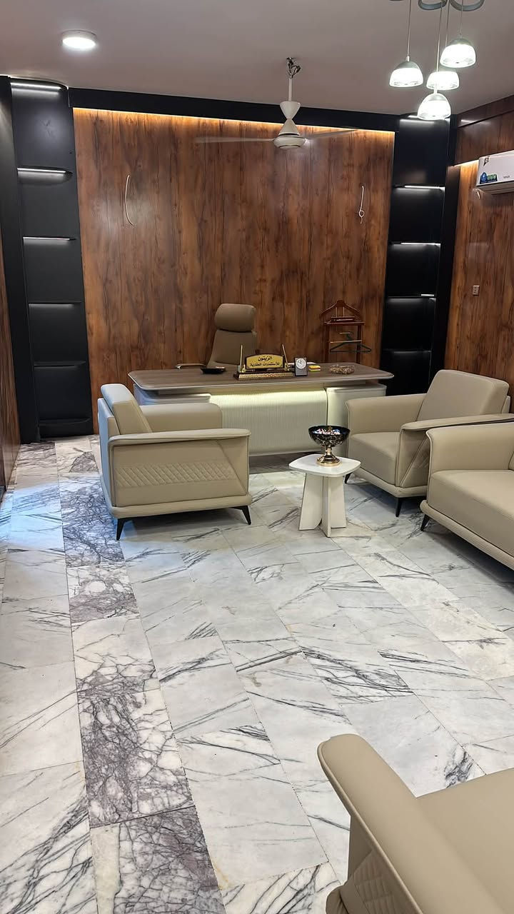 الميز والمكتب والكرسي للبيع مستعملات يومين
*********** بغداد
