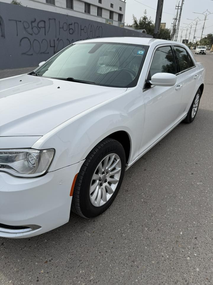 سلام عليكم  اوباما 2016 حادث جاملغ امام فقط بدون دواخل  السعر 240 رقم التليفون ***********
