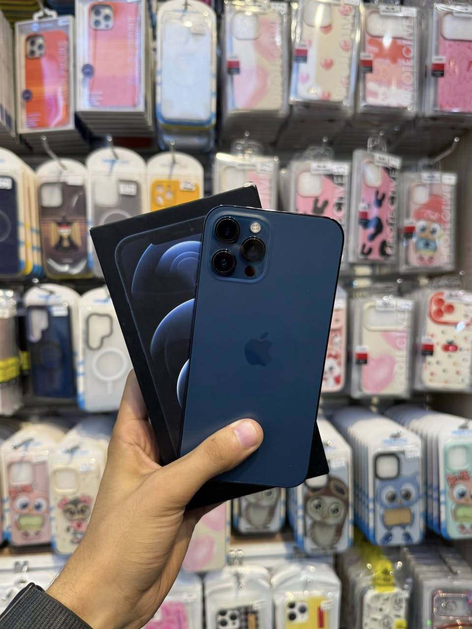 ♥️ايفون 12 برو ماكس ماستر عربي♥️
🔥🔥السعر: 525 الف دينار فقط🔥🔥

ذاكرة 256
بطارية 80‎%‎
نضافة 100‎%‎
مكفول مامفتوح
مامبدل بي قطعه
كارتونه الاصلية وياه

الاتصال:***********
العنوان: النجف الاشرف
