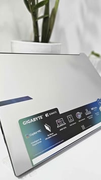 🚨 للبيع: لابتوب GIGABYTE AERO X16 (1WH) للمصممين واللاعبين 🚨 فرصة لا ت...