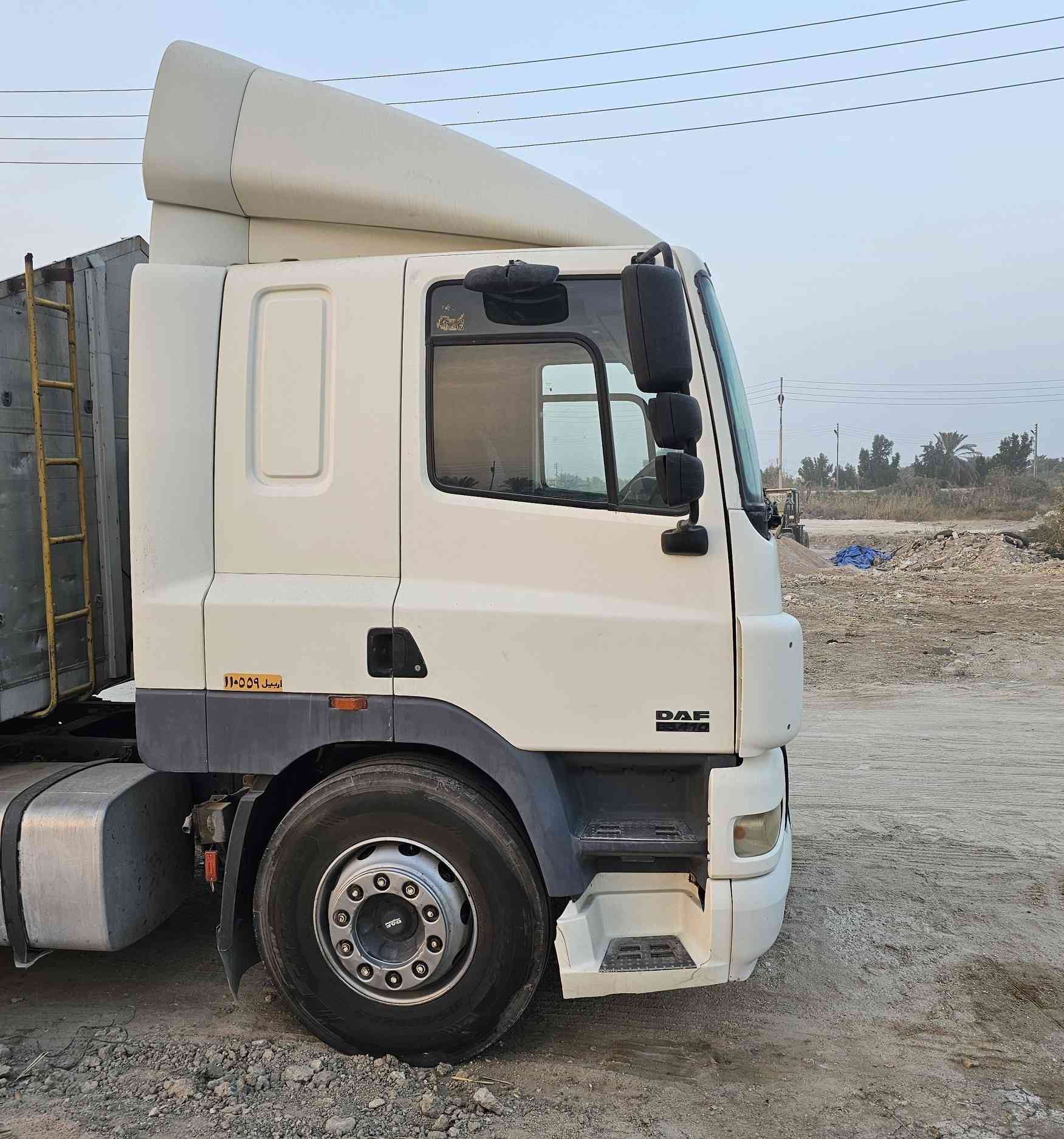 داف موديل 2002 للبيع بس راس مربوط صهريج قمره ماكينه شاصي كفاله ضخم تاير جديد صار شهر شادهن سنويه هزه جديد 2030 بسم عربي شرط مداور او وكاله ***********
