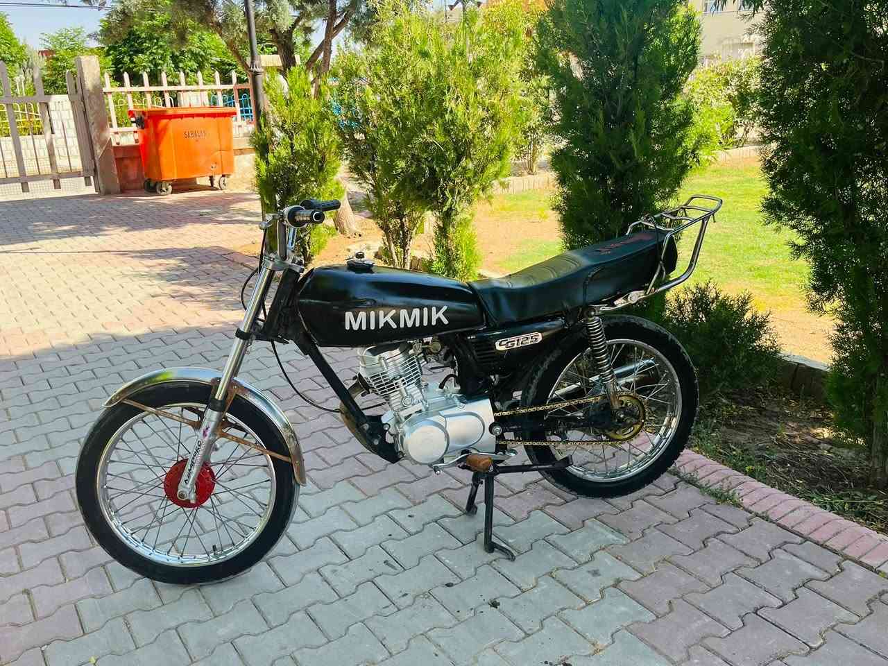 کاکە سلاوی خواتان لیبی ئەم ماتۆرەم هەیە بۆفرۆشتن mkz2024بەشەت ئەیفرۆشم ماتۆرەکە مەکینەی لۆک لۆکە ٤کەپس هەلە دا قەترە رۆن دان دوکەل هیچی نیە فول فول سەنترە دەرزو لحیمیشی نیە سیعریشی هەرزانو تالان ٢٨٠یەک کەمی مەعمەلە  گۆرینۆش ئەکەم شوینیش شارەزوور ئەدمین🖤


**إذا كنت صاحب هذا الإعلان وتريد حذفه لأي سبب، رجاءا أرسل رسالة إلى الدعم الفني**