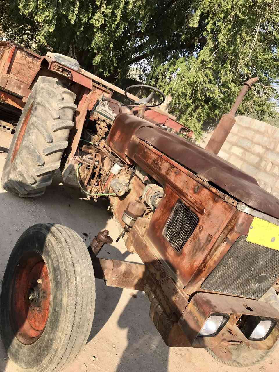 السلام عليكم للبيع عنتر ٨٧ رقم وسنويه بدون تحويل جاهزه عل الشركة محرك كير هيدروليك مكفولات مكاني كربلاء السعر ٤٥٠٠ الاستفسار ***********
