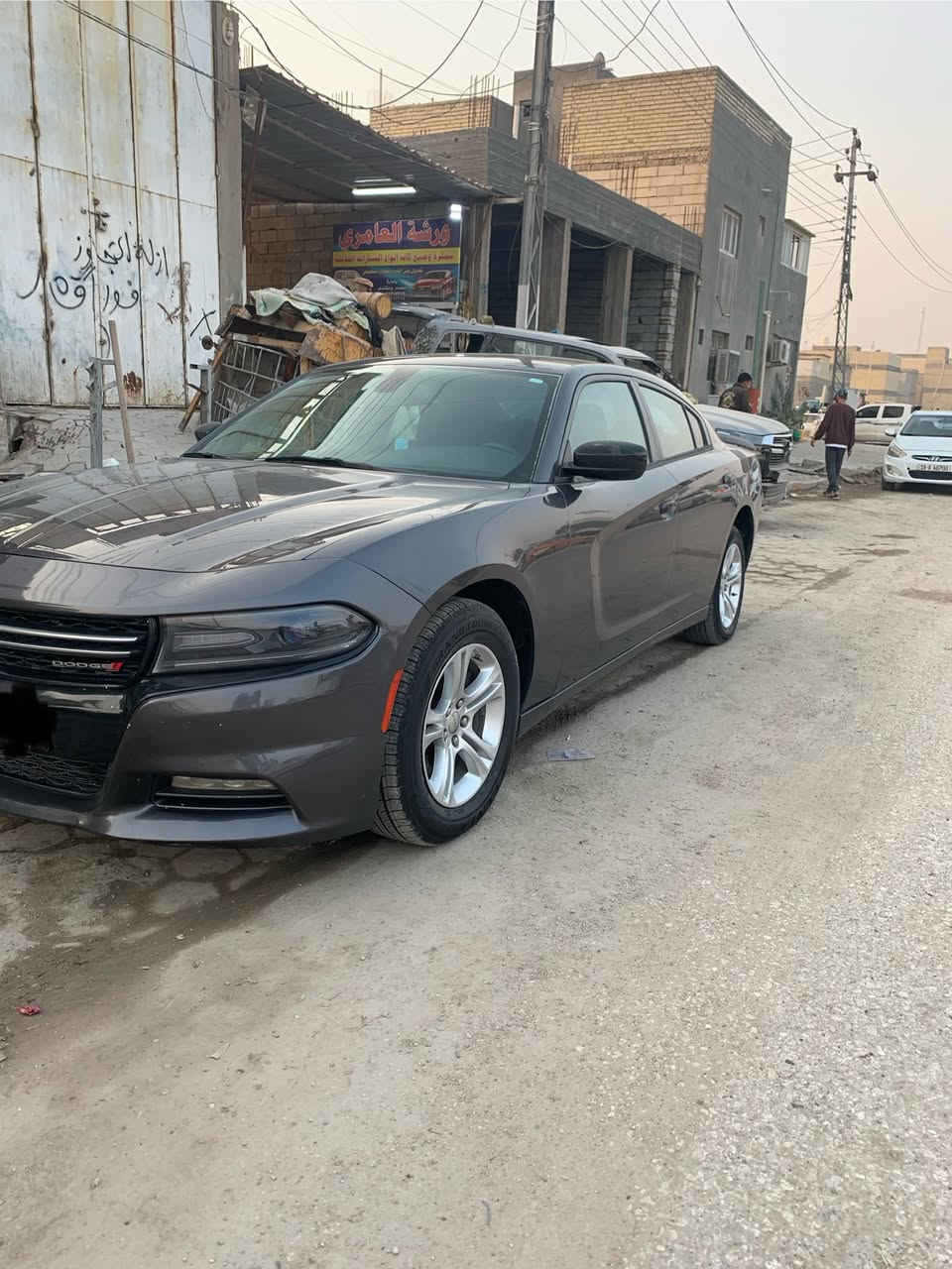 سلام عليكم جارجر للبيع مرمزه ٢٠١٩ بدون حادث بيه قطعه وحده وفقط تبديل بدون صبغ مكفوله دواخل وايرباك مكينه كير كفاله حداديه كفاله سياره حيل جديده تخم تاير سياره جاهزه علا اخر حبايه سعره ١٦٥ والشراي يتصل تحويل ممباشر

*********** الشراي يتصل فقط غير متواجد علنت
