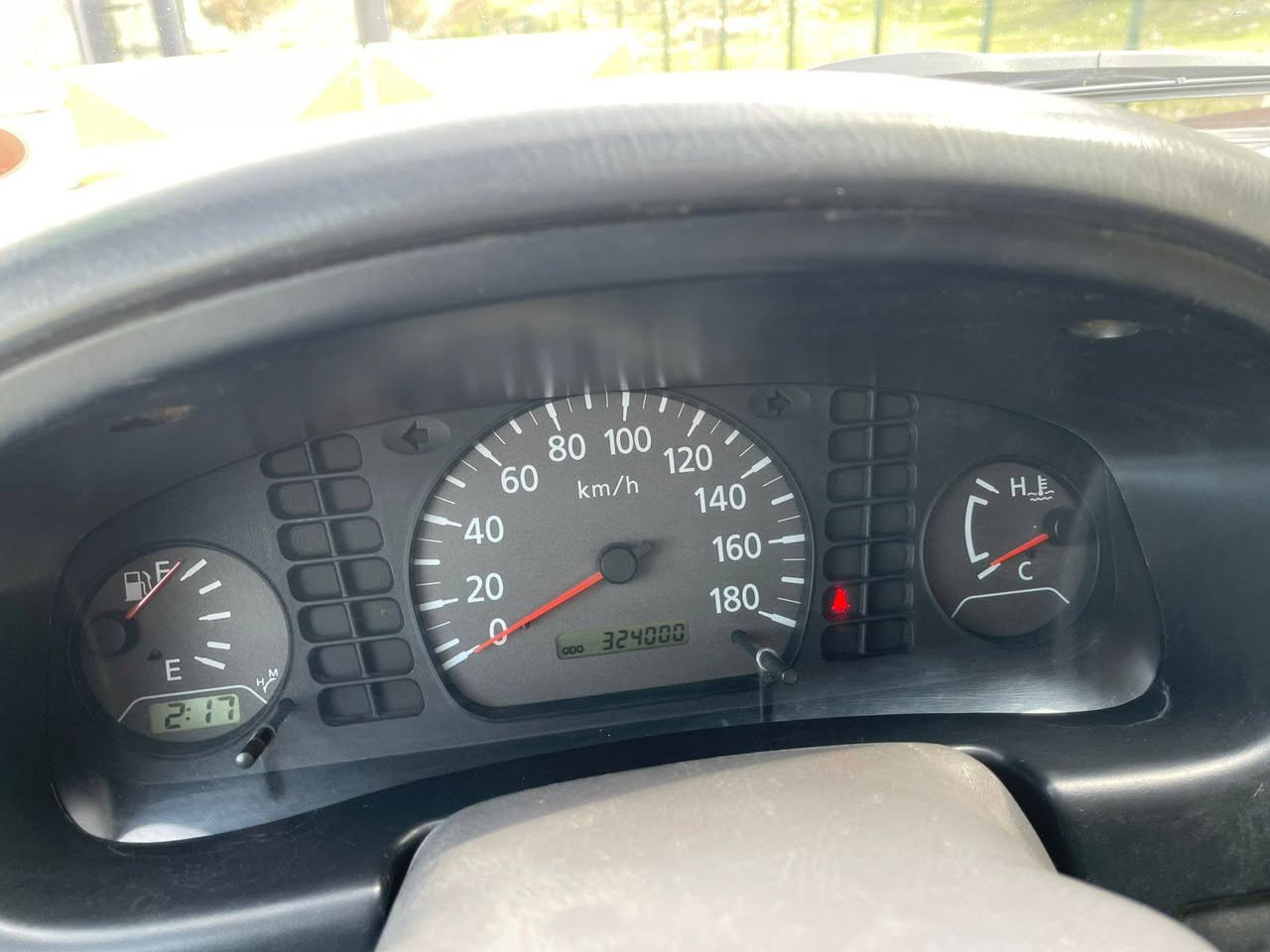 نیسان پیکاب 2002 z سەیارەکە ڕەقمەی تازەیە تا 2030  بە ناوی خۆمانەوەیە مەرجی تازەیە   ، تەنها بۆنیدی بۆیاخە ، تایەی تازەیە و بێ تەقەو ڕەقەیە کامل سێرڤسی بۆ کراوە ڕۆن پاتری ئەکسل و هەمووی تازەیە و مەکینەو  گێڕ بەشەرت 
بۆ نرخی پەیەوەندی بە ساحێبیەوە بکەن 
*********** السليمانية, العراق
