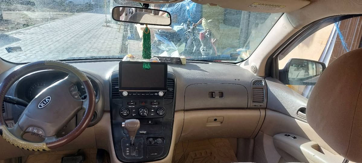 السلام عليكم للبيع كيا سيدونا سياره بأسمي
موديل 2012 وارد امريكي  
 صبغ جاملغ امامي جهه سايق  وخلفي
موجود سونارها
محرك 3500/6V
بيه منظومة غاز  ١٢٠ لتر 
سبعه راكب 
تلث قطع تبريد 
رقم كربلاء دولي جديد  
السياره جديده وجاهزه من كلشي تبريد تدفئه حداديه
شاشه   جام كهرباء حساسات خلفي 
السعر ١٥٣ بيها مجال بسيط 
الاستفسار اكثر اتصل  //***********
عنوان السياره كربلاء المقدسة 
بيع فقط
