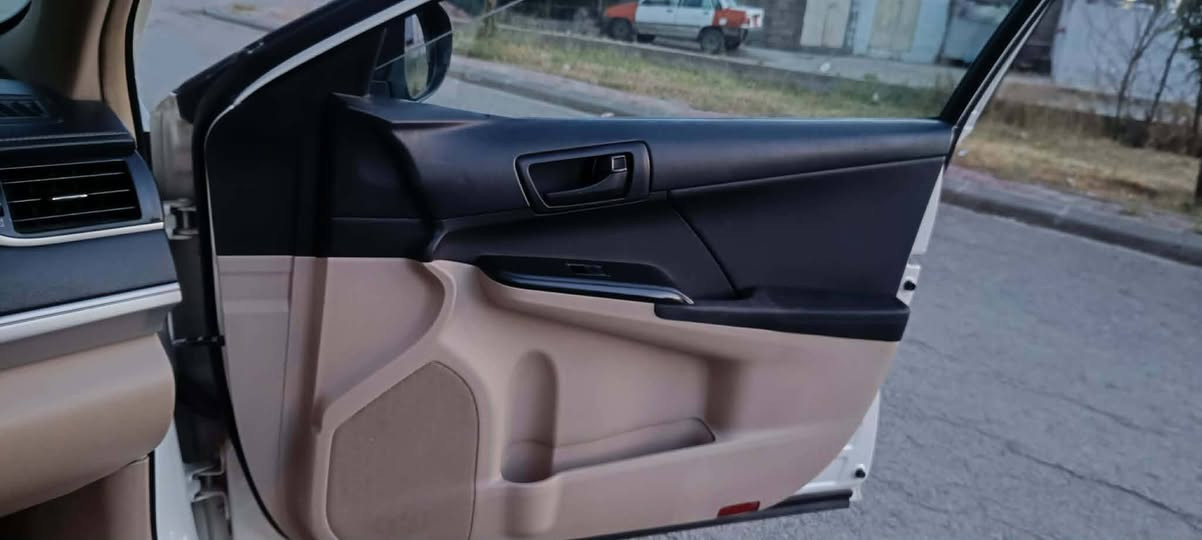 سڵاوی خوا لە هەموولایەک 

کامری 
مودێل 2014
ڕەقەم سلێمانی
حیزام بۆیاخ 
گێر و مەکینە بە شەرت 
تەنها 180هەزار ڕۆیشتووە 
بێ مەسرەف و بێ کێشە 
ناوکردن و غەرامە بە شەرت 
یەک چەمەلەغی دواوەی دەعمی هەیە 

شوێن /سلێمانی 

نرخی / ١١٥گەڵا و معامەلە..
*********** السليمانية, العراق
