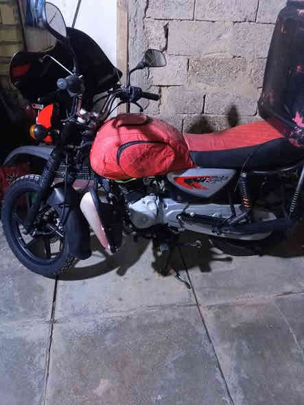 سلام عليكم بوكسر جبلي للبيع ثاني يوم تحويل موديل 2022 السعر مليونين وبيها مجال
الدراجه بيها بس خيط تبخير فقط 

***********
