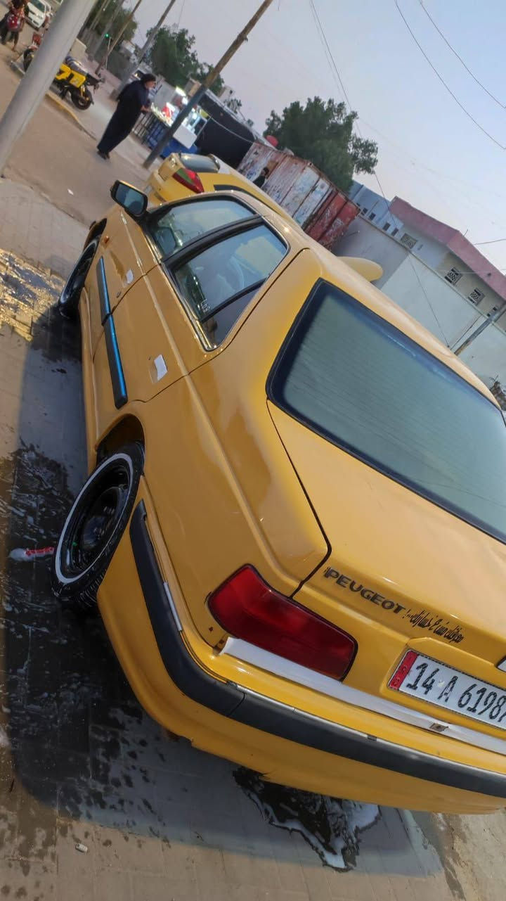 بارس موديل 15 جاهز محرك وكير وكهربائيات وتبريد سنويه مجدده ل30 مصفره هيئه وغرامات مصبوغه حزام جماليه السعر 45 العنوان بصره تنومه نهر حسن شارع البراجعه *********** البصرة, العراق
