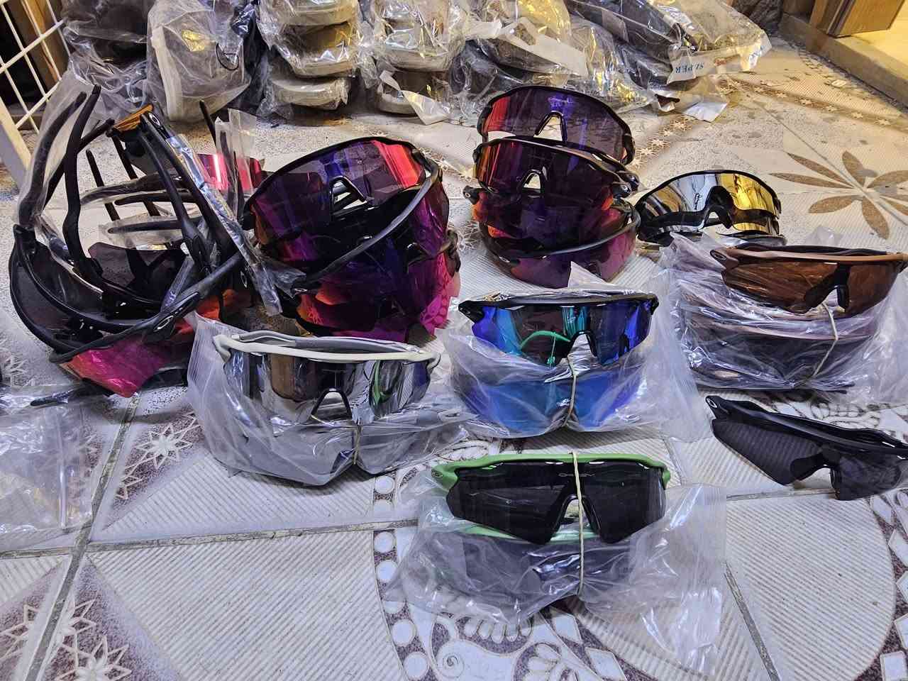 سلام عليكم شباب نظارات مثل ماوضح كدامكم الوانهن 55 قطعه بيع شلع


**إذا كنت صاحب هذا الإعلان وتريد حذفه لأي سبب، رجاءا أرسل رسالة إلى الدعم الفني**