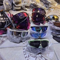 نظارات • ٥٥ قطعة • ألوان