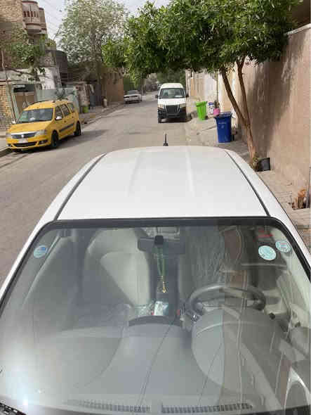 سني موديل 24مكفوله من الضبغ والضربه 
بيها بارد على كد اصبعين بل داير مال الجاملغ الخلفي فقط الباقي كله مكفول 
بسمي ماشيه 26 رقم اربيل الجديد 
السعر 127 بيها مجال 
***********
المكان بغداد بغداد
