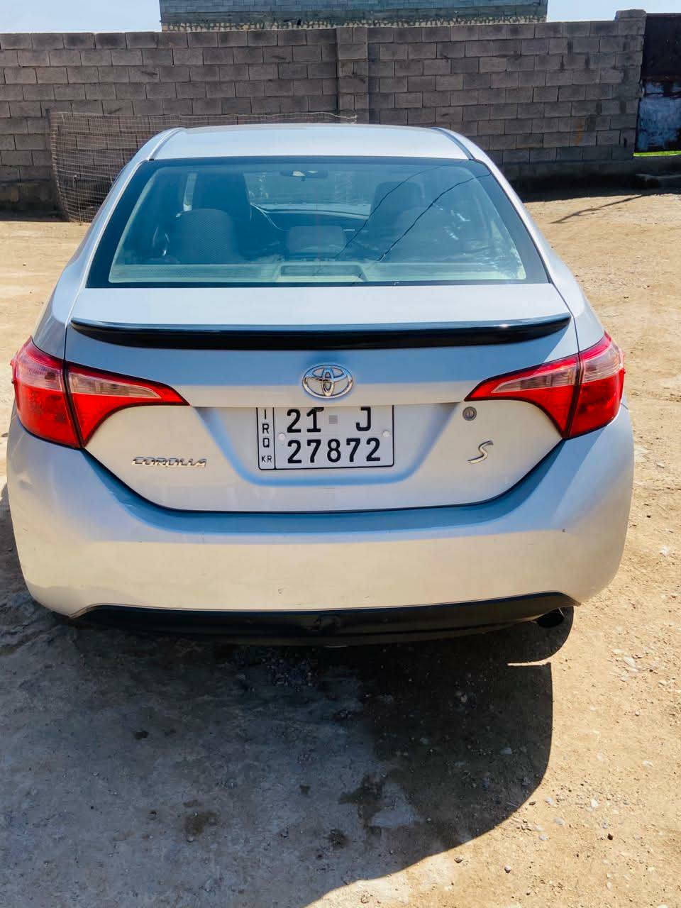 للمراوس بكورلا من 13 وجوا او سني 

كورلا موديل 2018 وارد امريكي محرك 1800 سياره جاهزه من كلشي محرك كير صدر كهربائيات تدفئه تبريد كامله ضرر نص جاملغ وبنيد فقط السعر 133وبيه مجال قليل (السوك كلشي بي مو شراي لتعبني ولا اتعبك واغثك ) للاستفسار ***********
