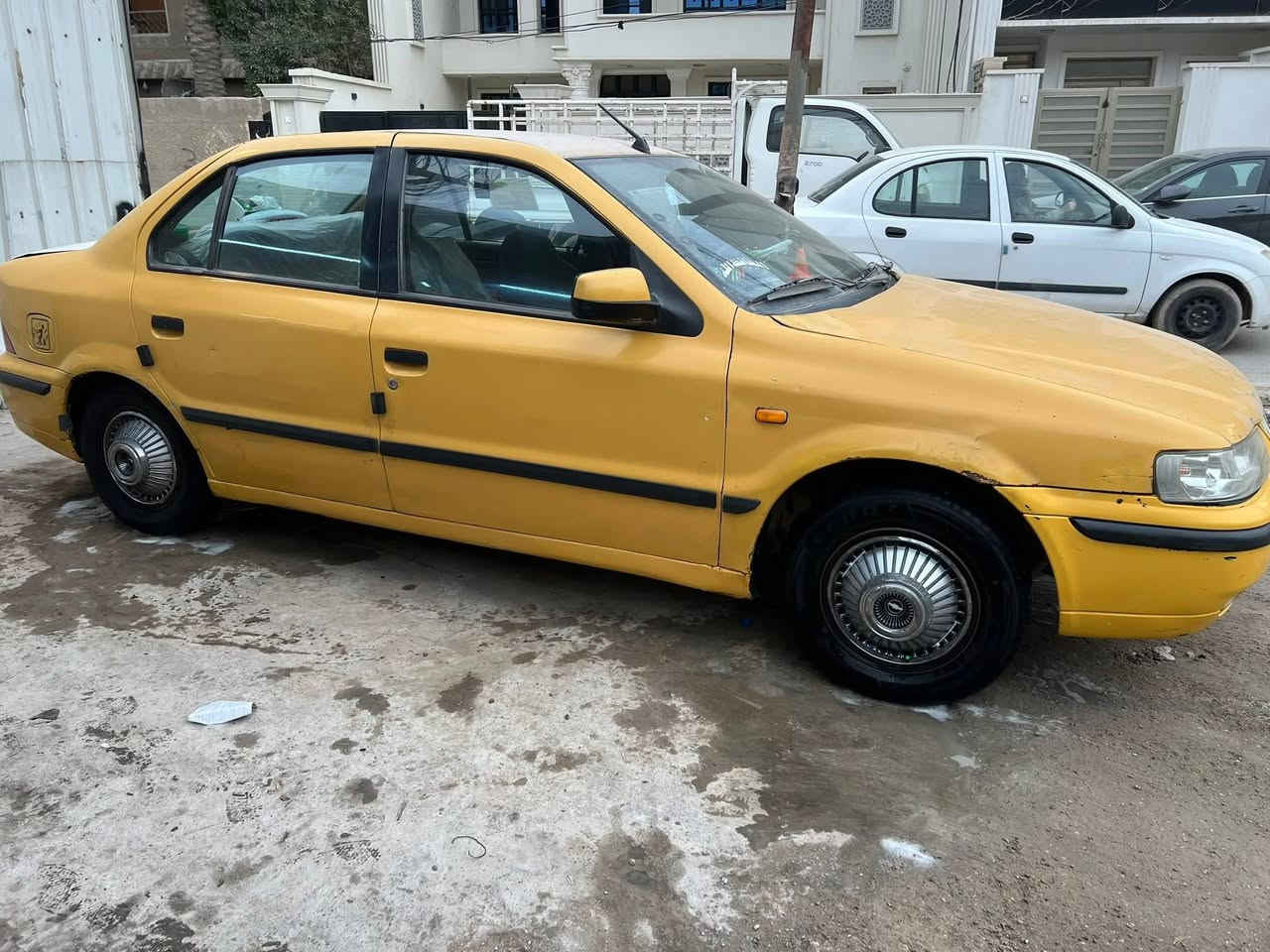 سلام عليكم سمند موديل 11سياره نضيفه بس يرادله ترتيب تخم تايار كهربايات كله شغاله تبريد شغال امصفره غرامات هيه راقم انكليزي تحويل ثاني يوم 33وبيه مجال عنواني بغداد جديده ***********
