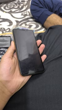 ايفون اكس ماكس ذاكره 256 مبدل فقط شاشه و الضهر مفطور  للمراوس والبيع 0...