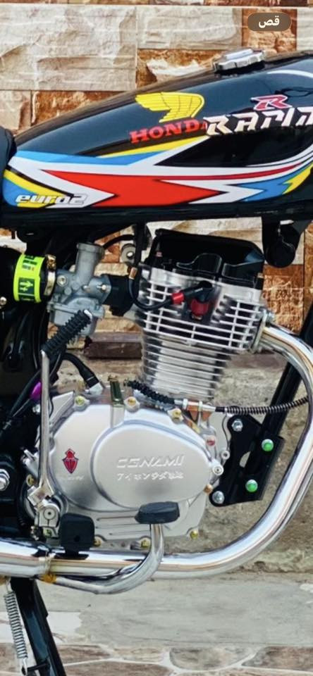 سلام عليكم دراجه للبيع تعمير صارله 5 ايام من عمرته بدون اوراق دراجه برغي تجاري مابيه
مكاني عماره ابو رمانه رقم ***********
