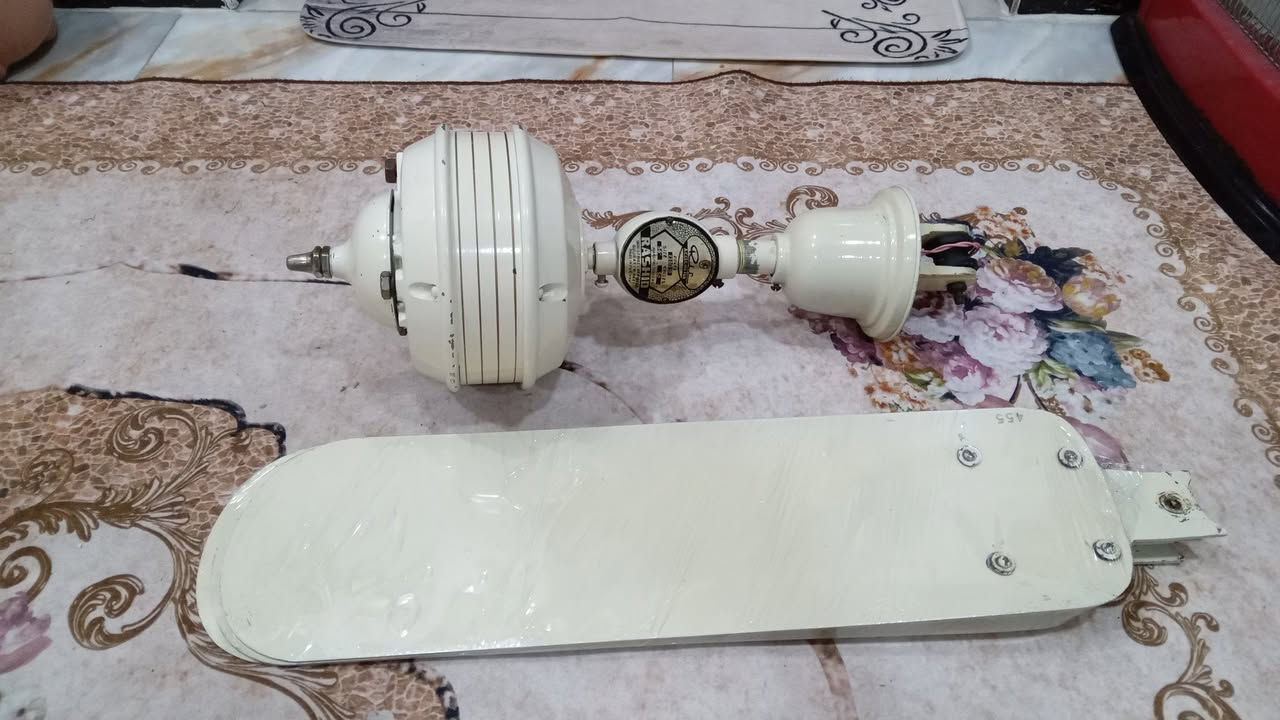 سلام 👋 عليكم 
للبيع بنكه (RASHID) صنع باكستاني متياز نكليزي 
من نوادر صنع 1950 نضافه عالية جدآ جداً على وضع شركه ليرغب بل شراء يراسل الصفحة او تصال 
*********** مكان بغداد
