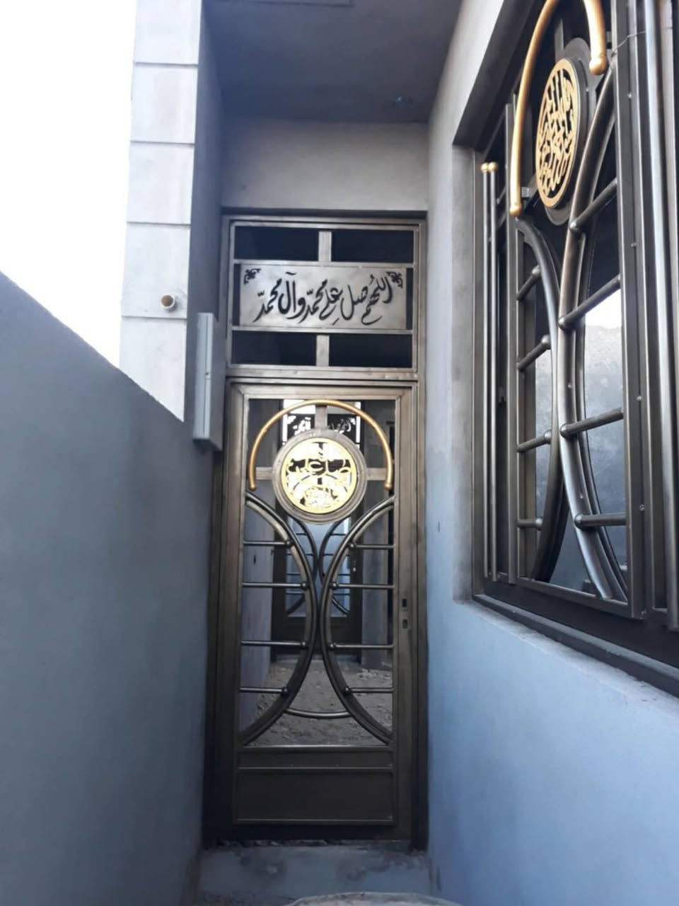 السلام عليكم..
بيت للبيع ١٢٥متر/ حواس
كما موضح بالصور
شارع ١٠ متر 
#مكلف بالنشر
للاستفسار/ ***********
