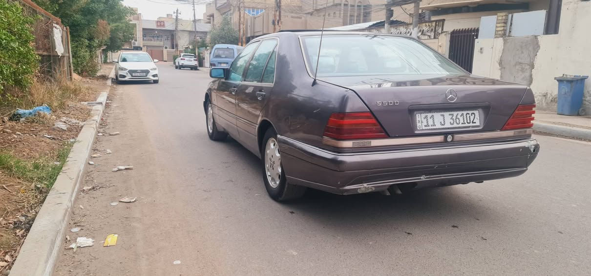 للبيع حجم 500 V8  مديل 1992
اللون بنفسجي داخل جلد اسود 
بلاد بدون ضربة بدون حادث بدون تبديل 
كير مكينة جدد وبشرط الفحص 
كشنات كهرباء خزن ميموري مثبت سرعة
تبريد أمامي خلفي شغال وعالفحص 
مسجل سماعات جدد تخم تاير باتري 
ادامة كاملة من الدعامية للدعاية ما ناقصها برغي 
سنتر لوك ريمونت سيارة جاهزة مال جناي 
سنوية وهزة ورقم جدد بسمي بغداد 
السعر 65 ورقة للإستفسار اكثر *********** مهند
مكانها بغداد وديالى حسب الدوام والنزول
