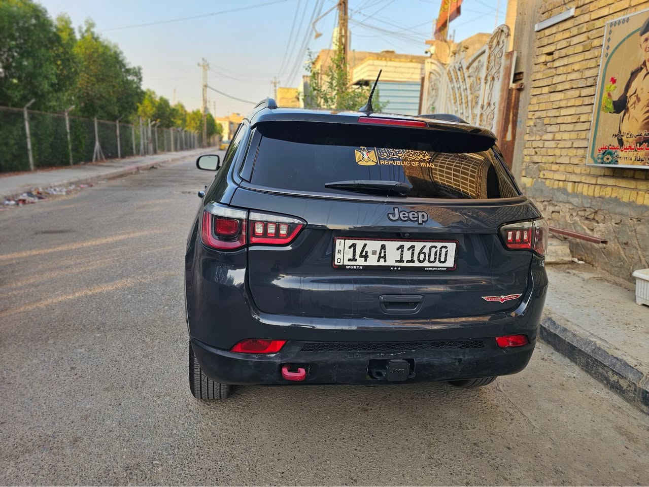 جيب كومباس ٢٠١٨ تريل هوك فور ويل بانوراما كامله
 ب اسمي 
 رقم بصره ١١٦٠٠
حادث خلفي  
السعر ١١٥ وبيها مجال
*********** ناصرية, ذي قار
