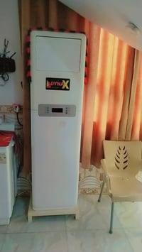 سبلت للبيع نظافه ٩٠٪ سعره ٧٥٠ وبيه مجال 07725740238